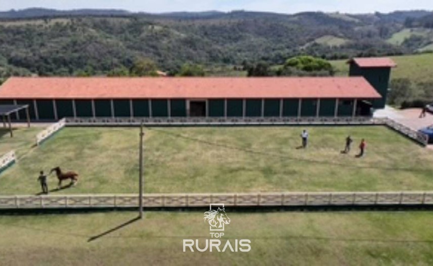 Haras pronto em Itatiba -SP, com 8,2 alqueires.