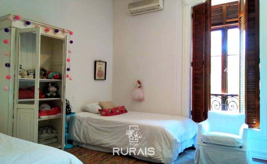 Ótimo sitio a venda em ITU-SP.  Colonial